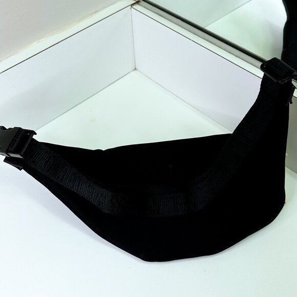 NWT Victoria's Secret Rainbow Fanny Pack - Picture 5 of 5